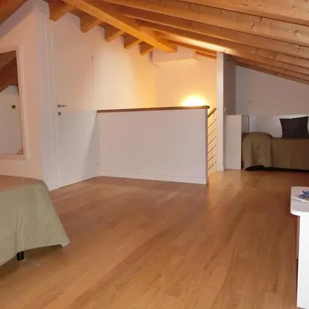 Comfortable Flat In A With Swimming Pool Апартаменты Бибионе
