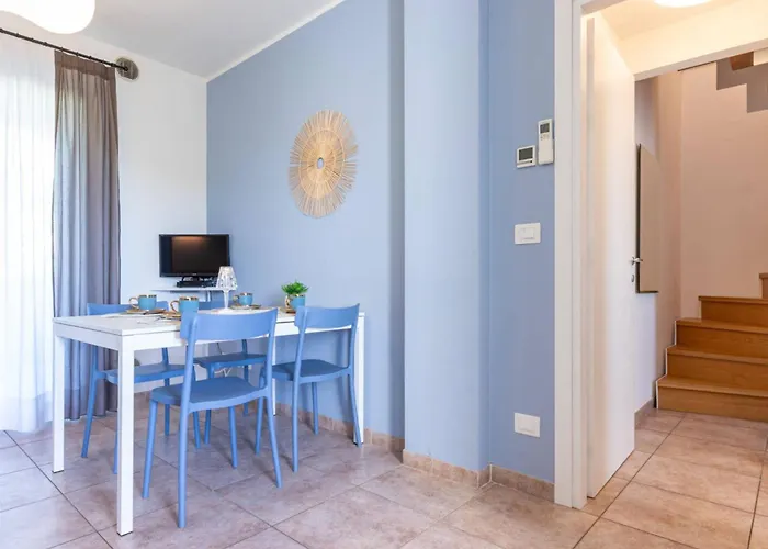 Comfortable Flat In A With Swimming Pool