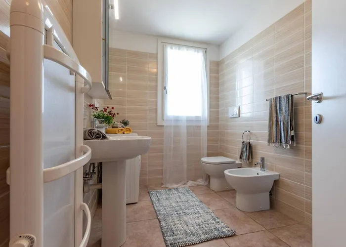 Comfortable Flat In A With Swimming Pool *