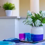 アパート Comfortable Flat In A With Swimming Pool *