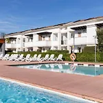Daire Comfortable Flat In A With Swimming Pool *