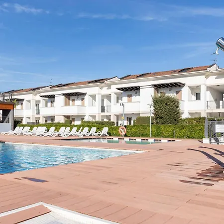 Comfortable Flat In A With Swimming Pool * Bibione