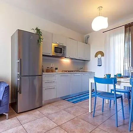 Comfortable Flat In A With Swimming Pool Διαμέρισμα Μπιμπιόνε