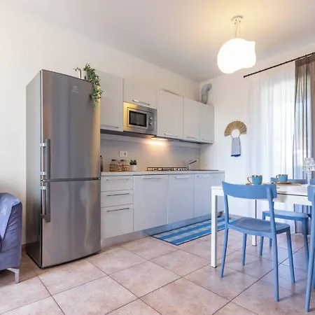 Lejlighed Comfortable Flat In A With Swimming Pool *